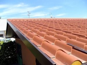 قرميد - تركيب جميع انواع القرميد قرميد ايطالي قرميد اسباني قرميد وطني - قرميد احمر -قرميد ازرق.jpeg